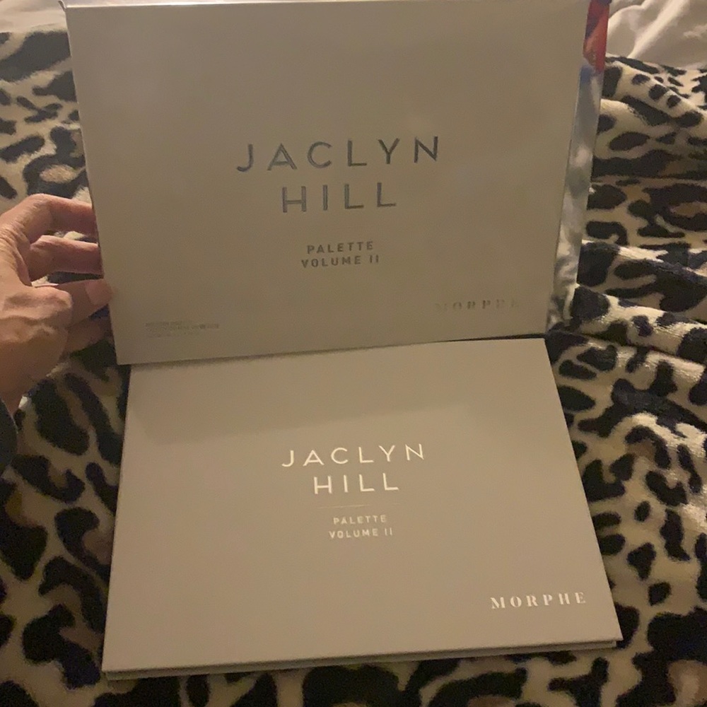 Jaclyn Hill 2- pallets